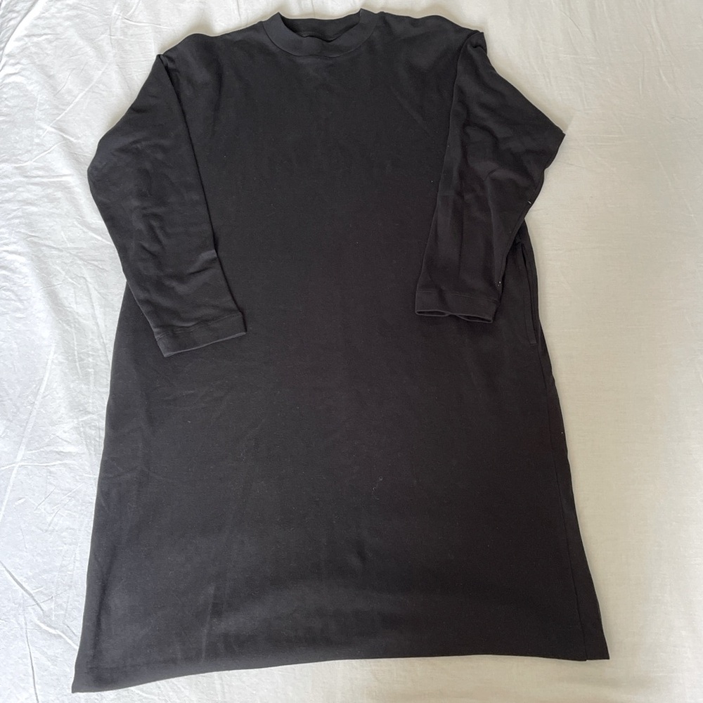 Muji black dress